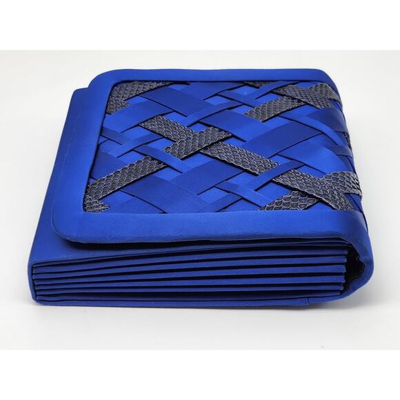 Vintage 1970s Cora Jacobs Electric Blue Satin Bag with Rope Strap - Picture 5 of 14